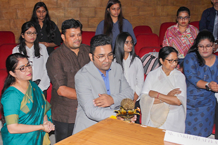 IIM A University